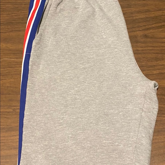 Cotton gray shorts - Picture 4 of 7